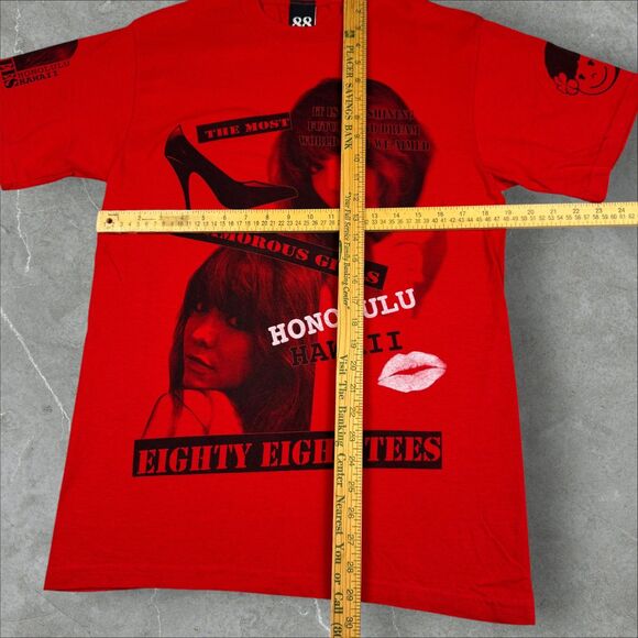 Limited Edition 88 Tees Hawaii Red T-Shirt Women Heels and Lips Graphic - Medium - Picture 7 of 8